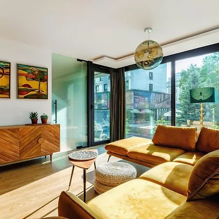 Saski Premium Unia Art & Center 