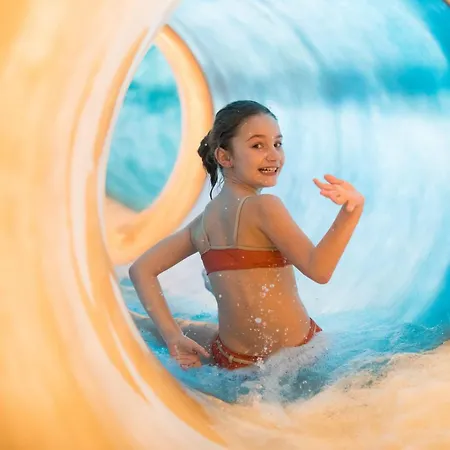 Saski Premium Unia Art & Center 