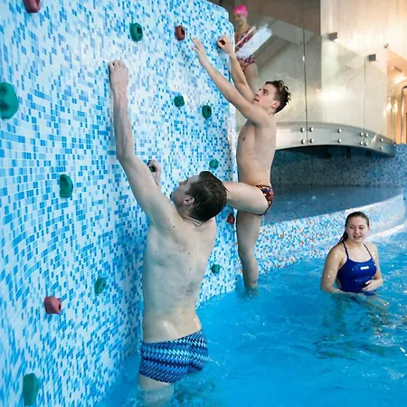 Saski Premium Unia Art & Center 