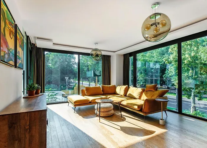 Saski Premium Unia Art & Center 